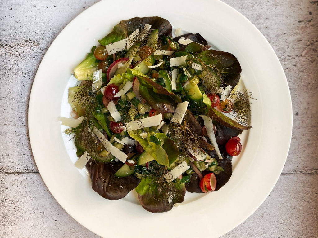 Dandelion Salad With Grapes